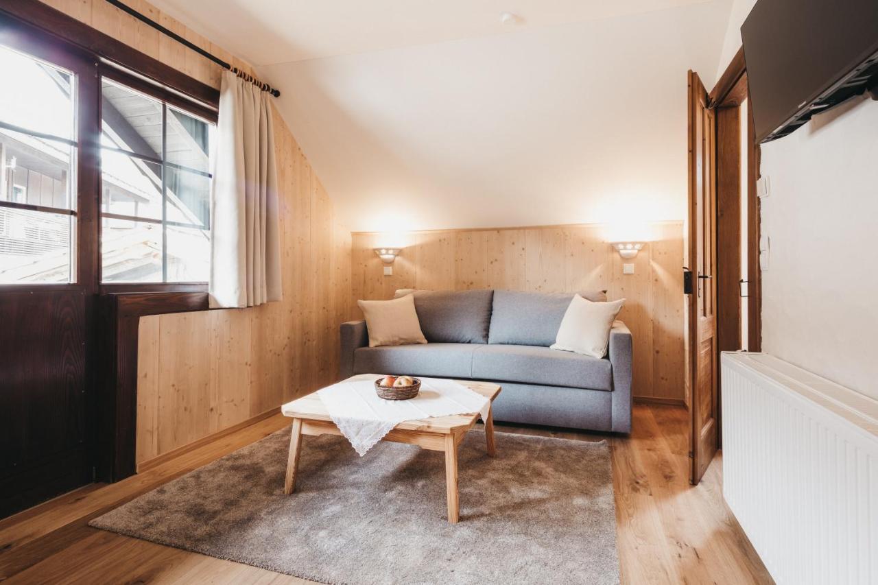 Naturel Hoteldorf Schoenleitn 라챈치오버뎀파커시 외부 사진