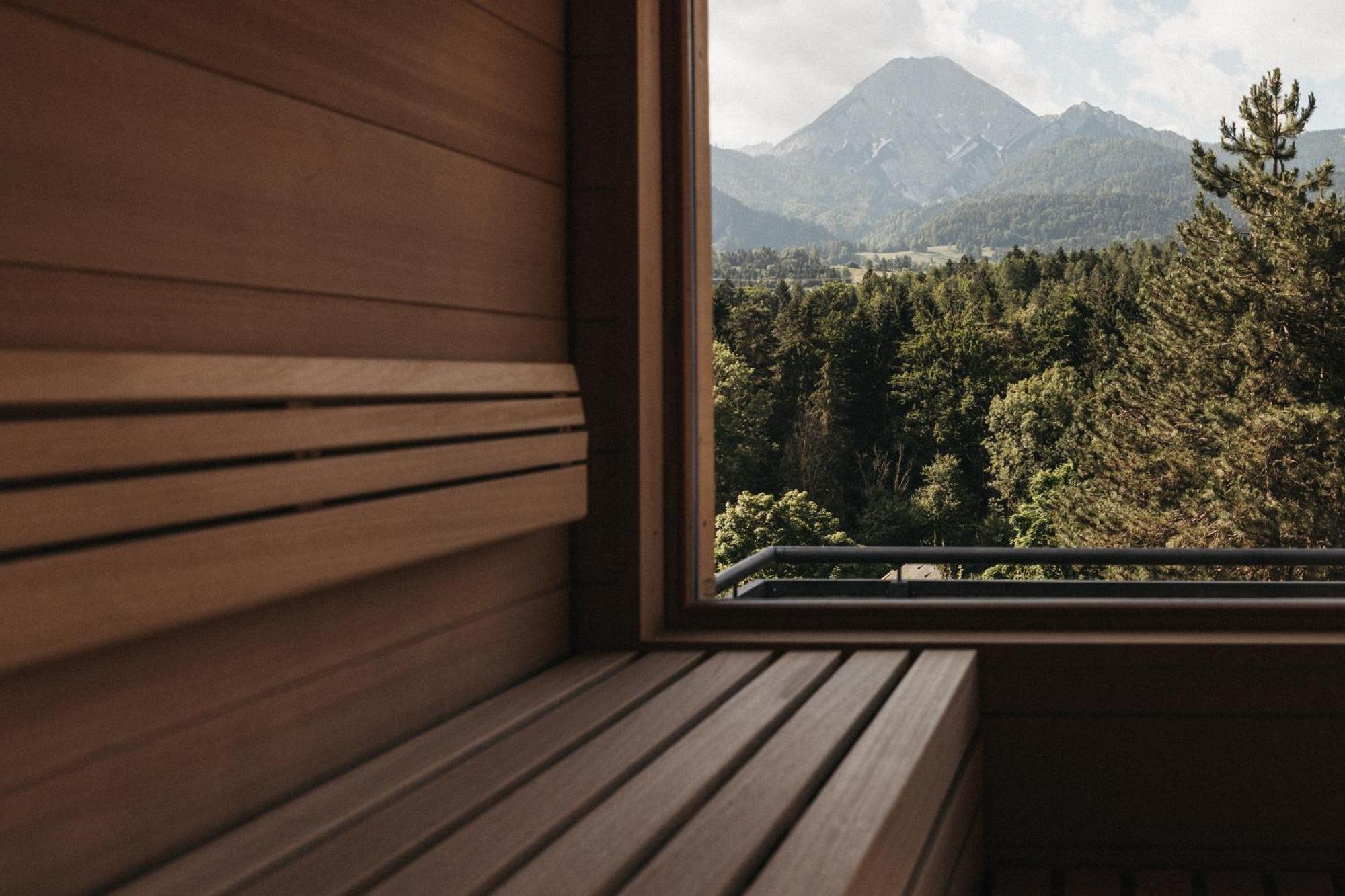 Naturel Hoteldorf Schoenleitn 라챈치오버뎀파커시 외부 사진