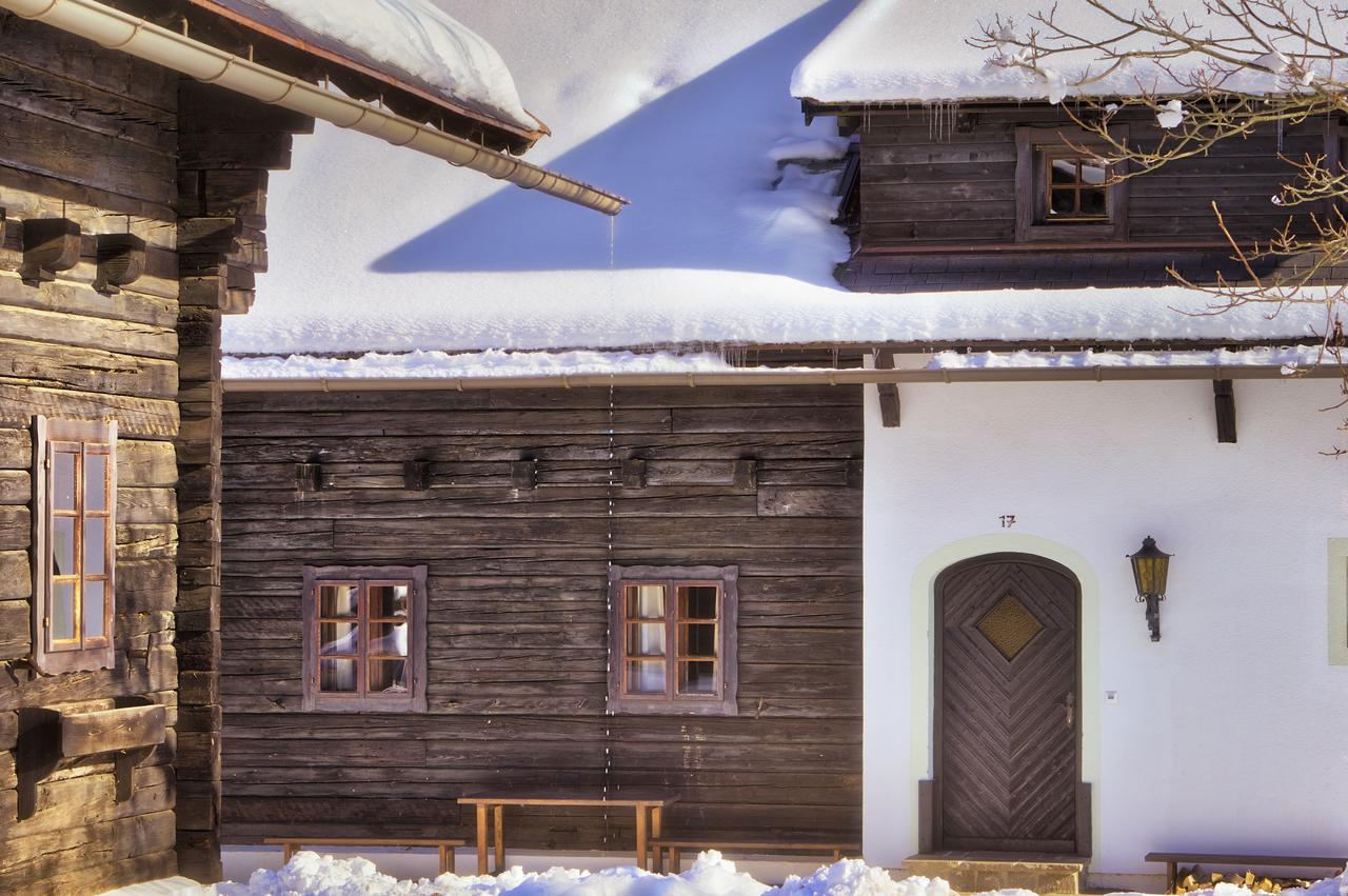Naturel Hoteldorf Schoenleitn 라챈치오버뎀파커시 외부 사진